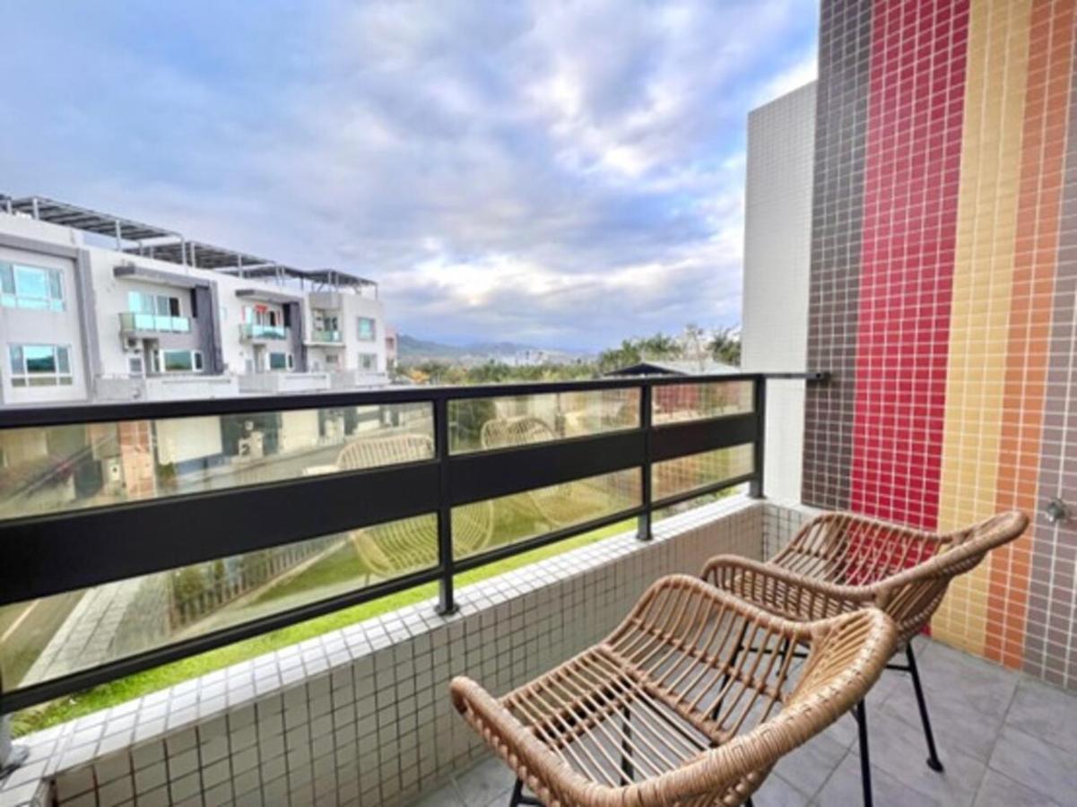 Taitung Rainbow Pet Friendly Maison Resort Kültér fotó